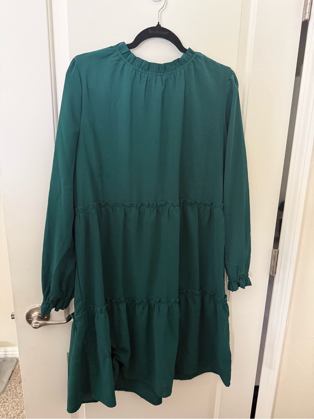 Women's Emerald Green Tiered Long-Sleeve Dress